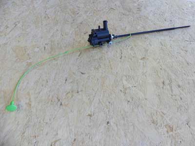 BMW Fuel Filler Door Actuator 67117200674 10-17 F10 528i 535i 550i 09-15 F01 740i 750i 760Li